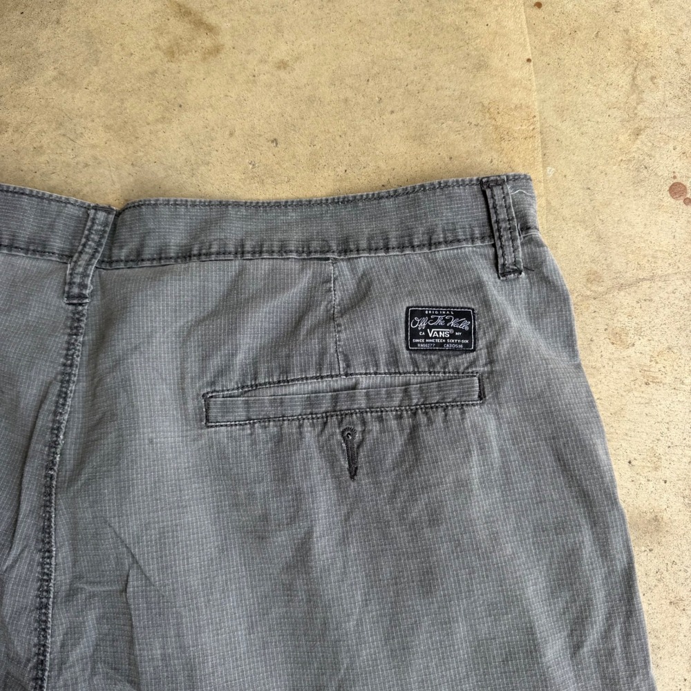 Vans Chino Shorts Mens 38 Gray Plaid Cotton Casual Skater Streetwear Everyday - Picture 12 of 12